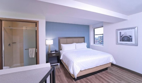 Candlewood Suites Baltimore - Inner Harbor image 27