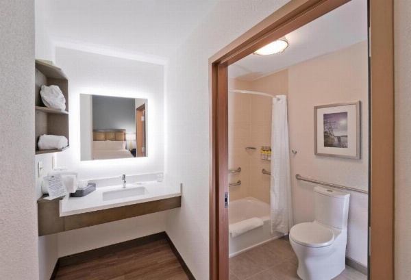 Candlewood Suites Baltimore - Inner Harbor image 5